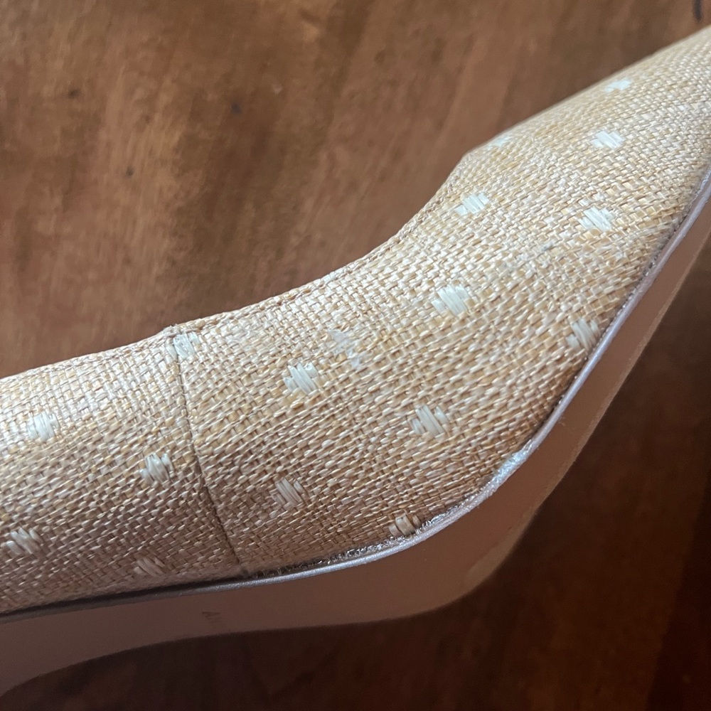Ann Taylor pump - Picture 3 of 6